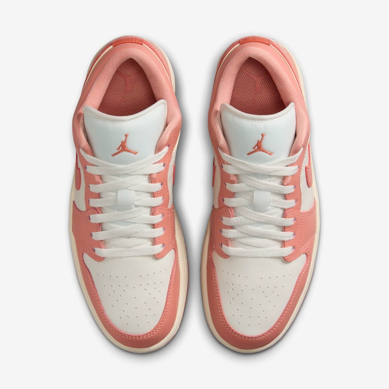 Tênis Air Jordan 1 Low Feminino - Foto 4