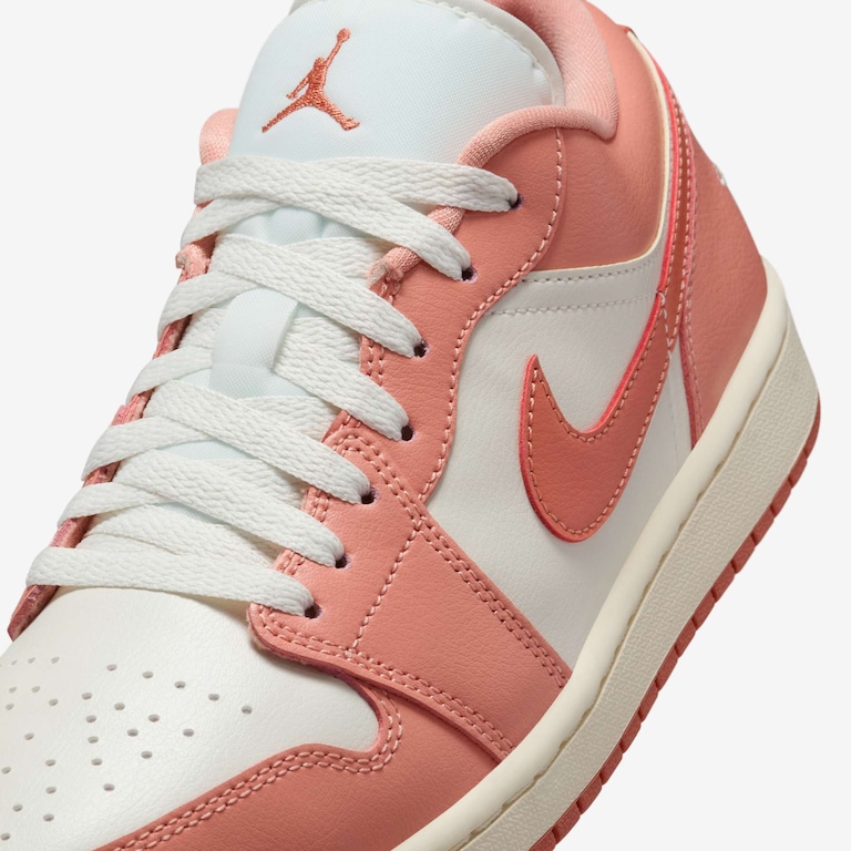 Tênis Air Jordan 1 Low Feminino - Foto 7