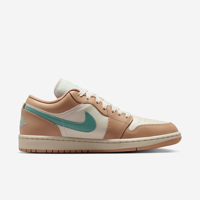 Tênis Air Jordan 1 Low Feminino - Foto 3