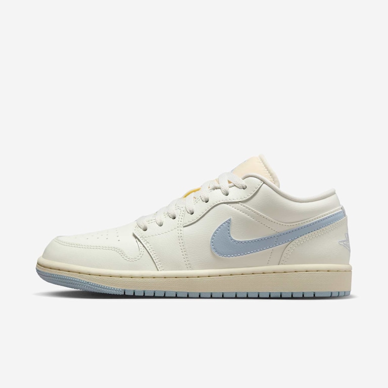 Tênis Air Jordan 1 Low Feminino - Foto 1