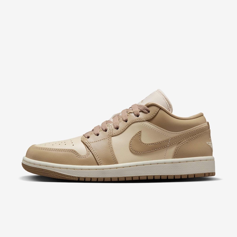 Tênis Air Jordan 1 Low Feminino - Foto 1