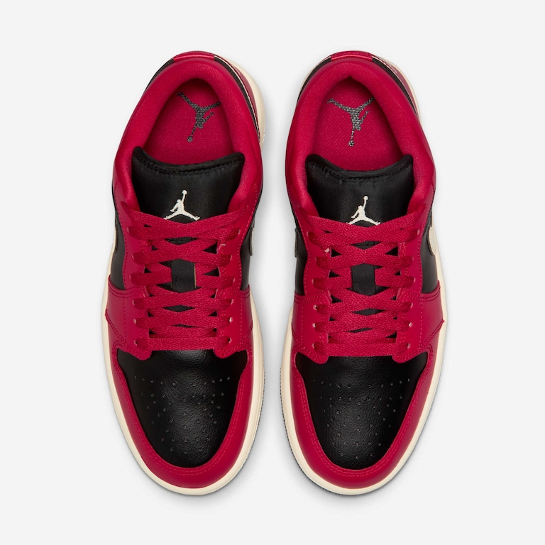 Tênis Air Jordan 1 Low Feminino - Foto 4