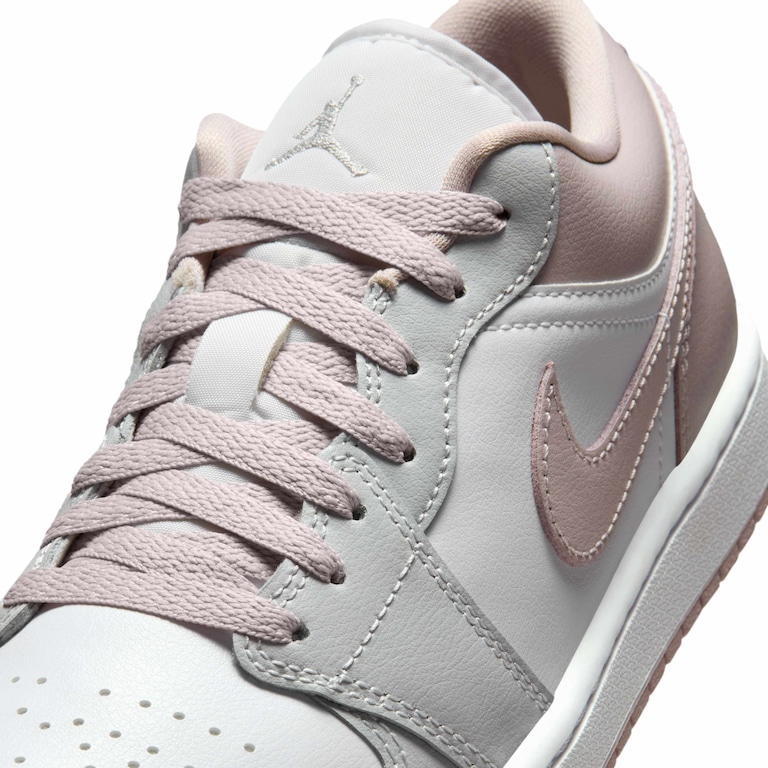Tênis Air Jordan 1 Low Feminino - Foto 7