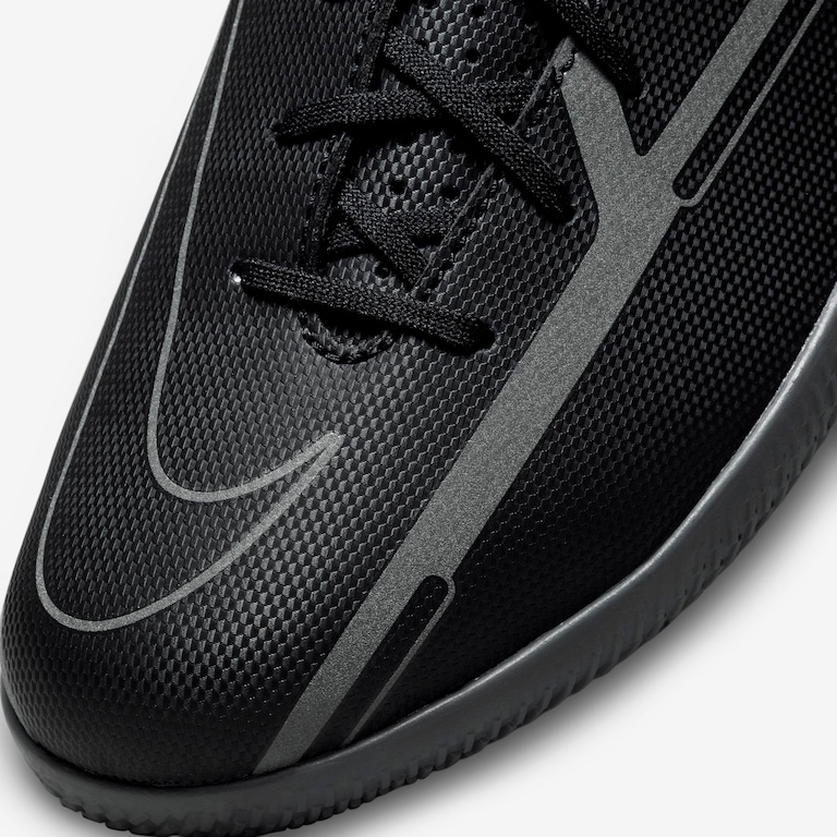 Chuteira Nike Phantom GT2 Club IC Infantil Futsal - Foto 7