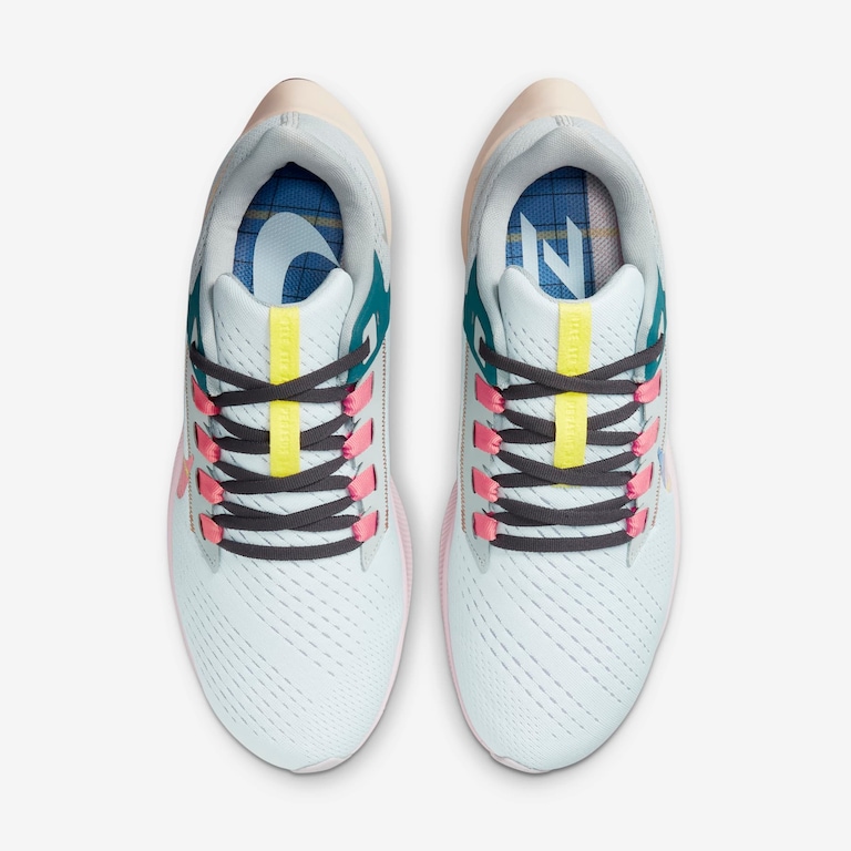 Tênis Nike Air Zoom Pegasus 38 Premium Feminino - Foto 4