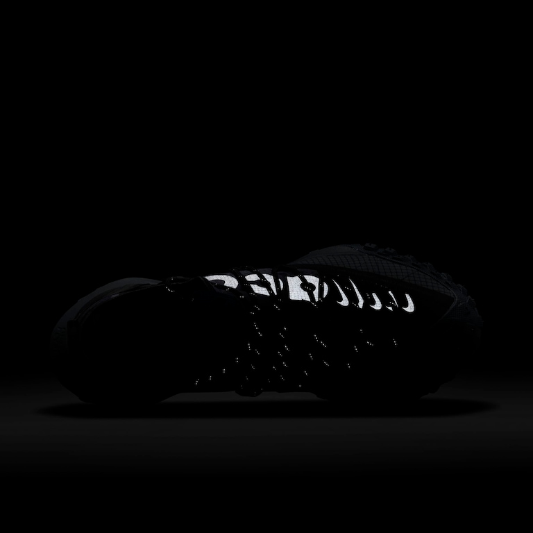 Tênis Nike ACG Mountain Fly Low Unissex - Foto 9