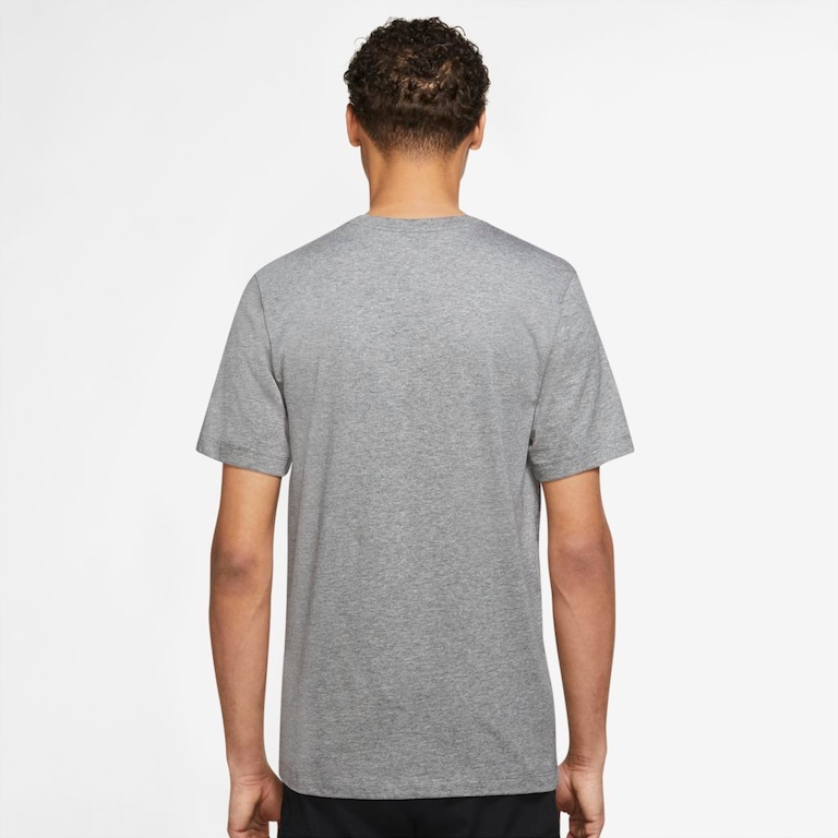 Camiseta Jordan Brand Holiday Masculina - Foto 2