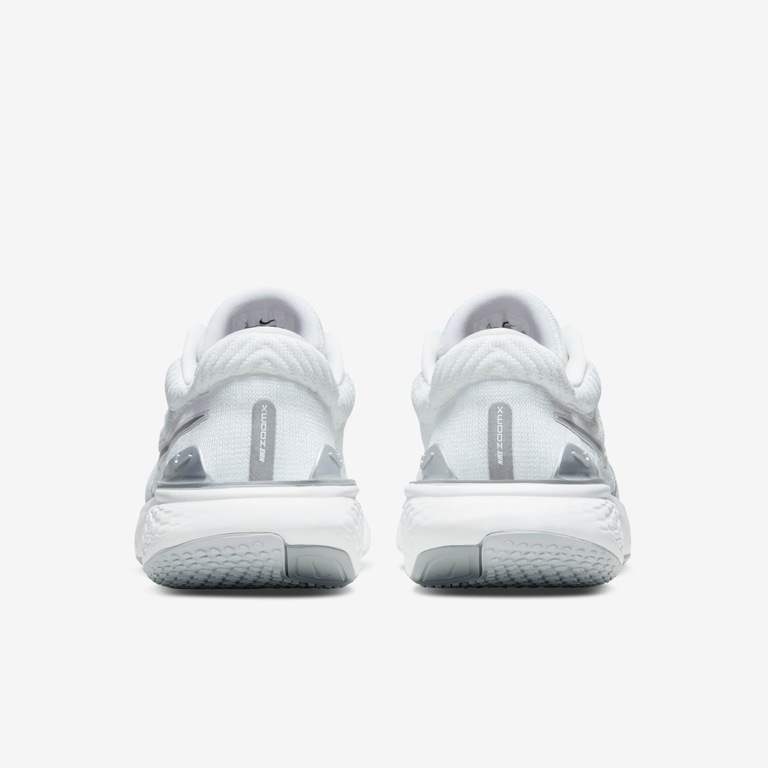 Tênis Nike ZoomX Invincible Run Flyknit 2 Feminino - Foto 6