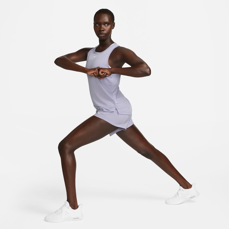 Regata Nike Dri-FIT One Feminina - Foto 5