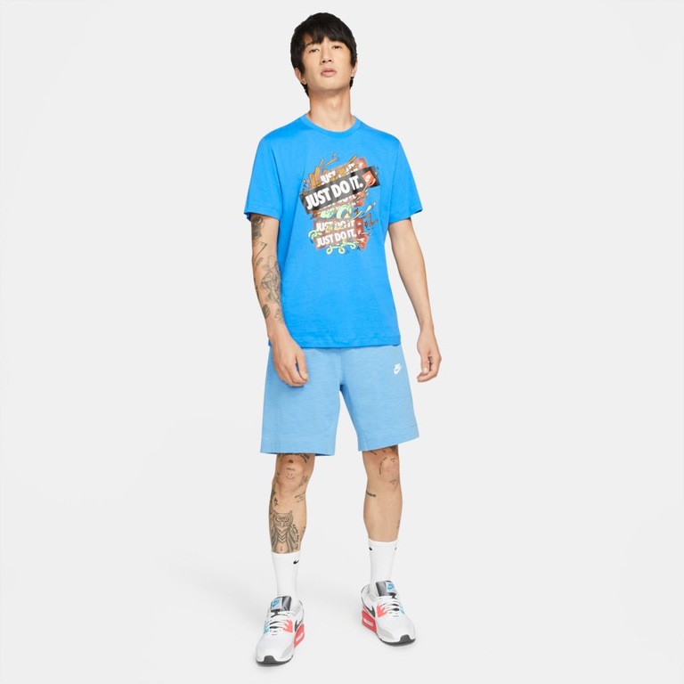 Camiseta Nike Sportswear Masculina - Foto 4