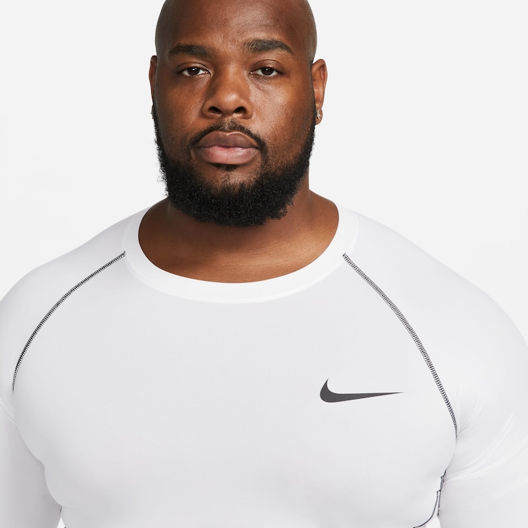 Camiseta Nike Pro Dri-FIT Masculina - Foto 9