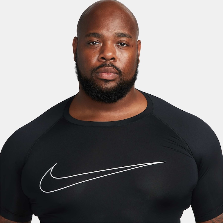 Camiseta Nike Pro Dri-FIT Masculina - Foto 12