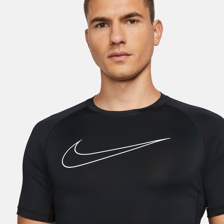 Camiseta Nike Pro Dri-FIT Masculina - Foto 3