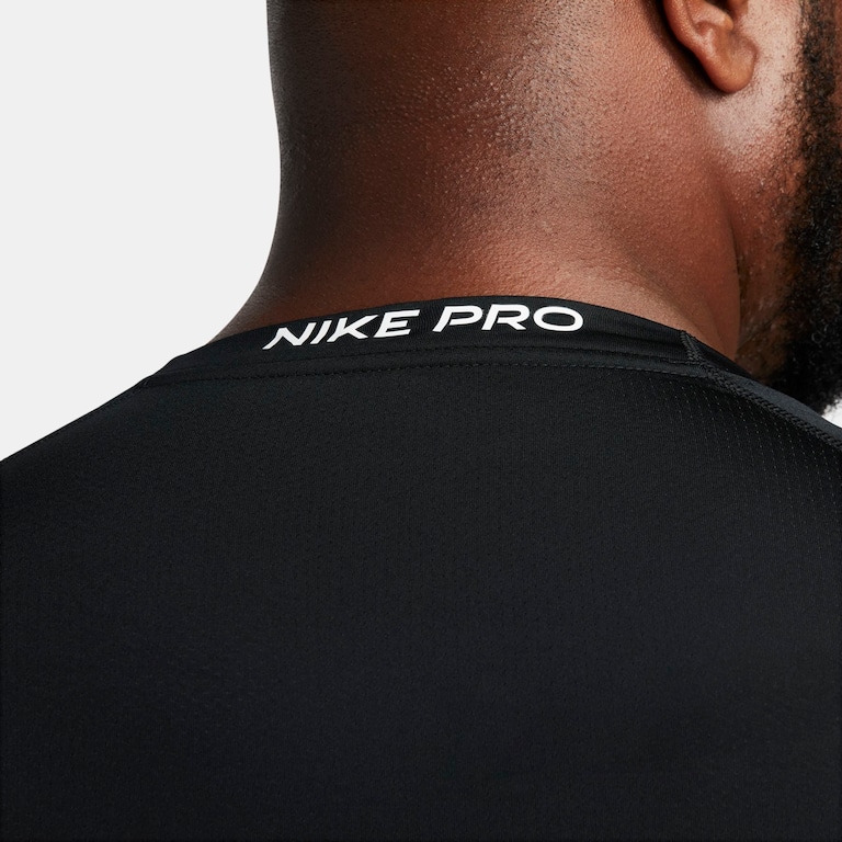 Camiseta Nike Pro Dri-FIT Masculina - Foto 10