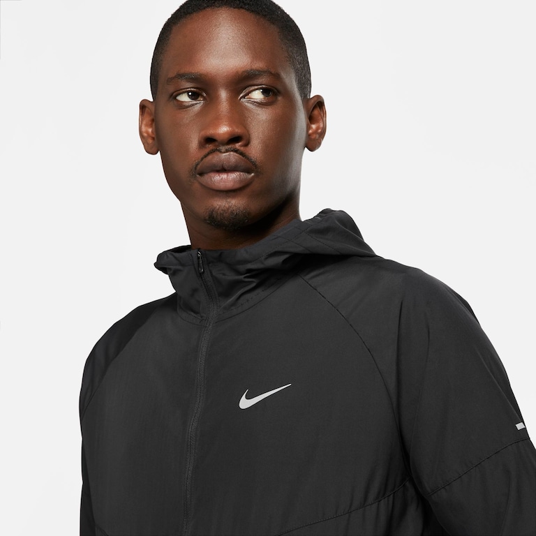 Jaqueta Nike Repel Miler Masculina - Foto 3