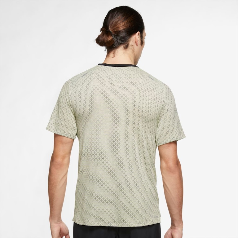 Camiseta Nike Dri-FIT ADV Run Division Techknit Masculina - Foto 2