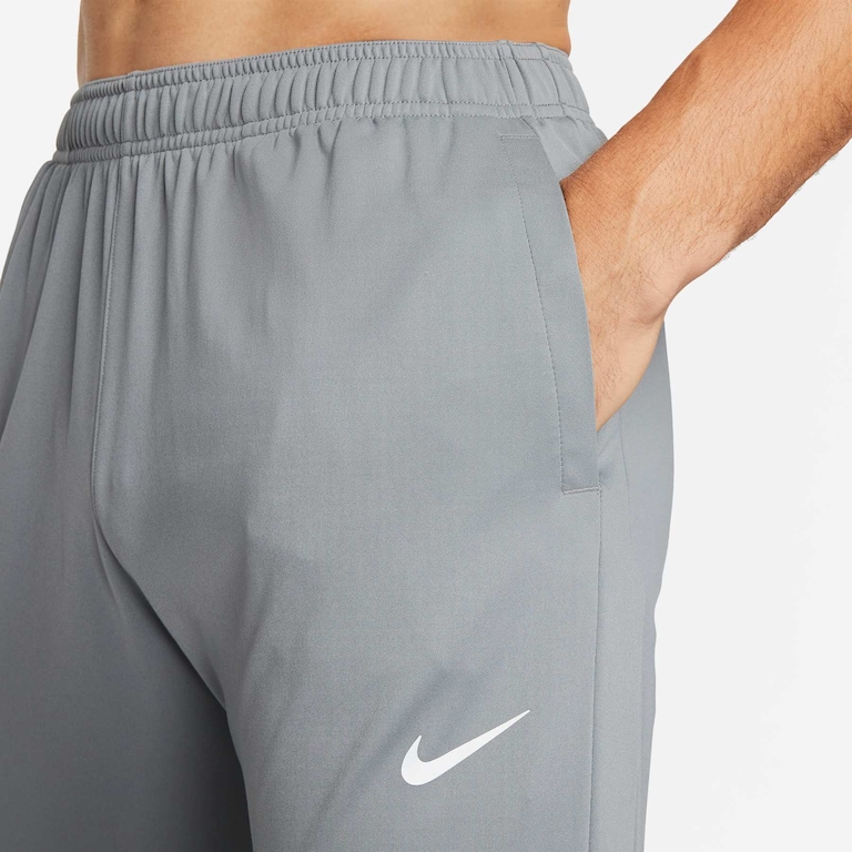 Calça Nike Dri-FIT Challenger Masculina - Foto 8