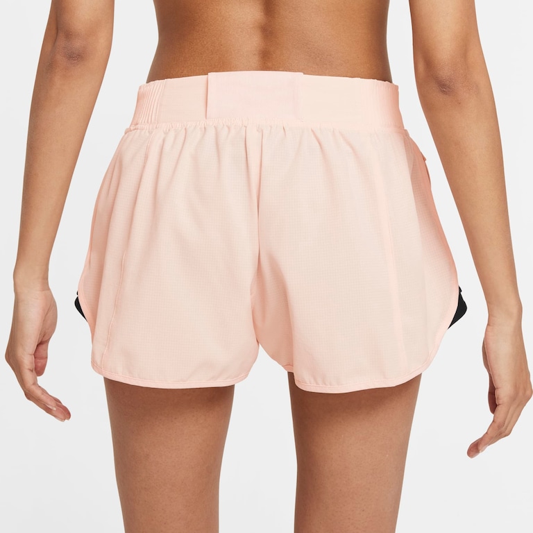 Shorts Nike Dri-FIT Run Division Tempo Luxe Feminino - Foto 3