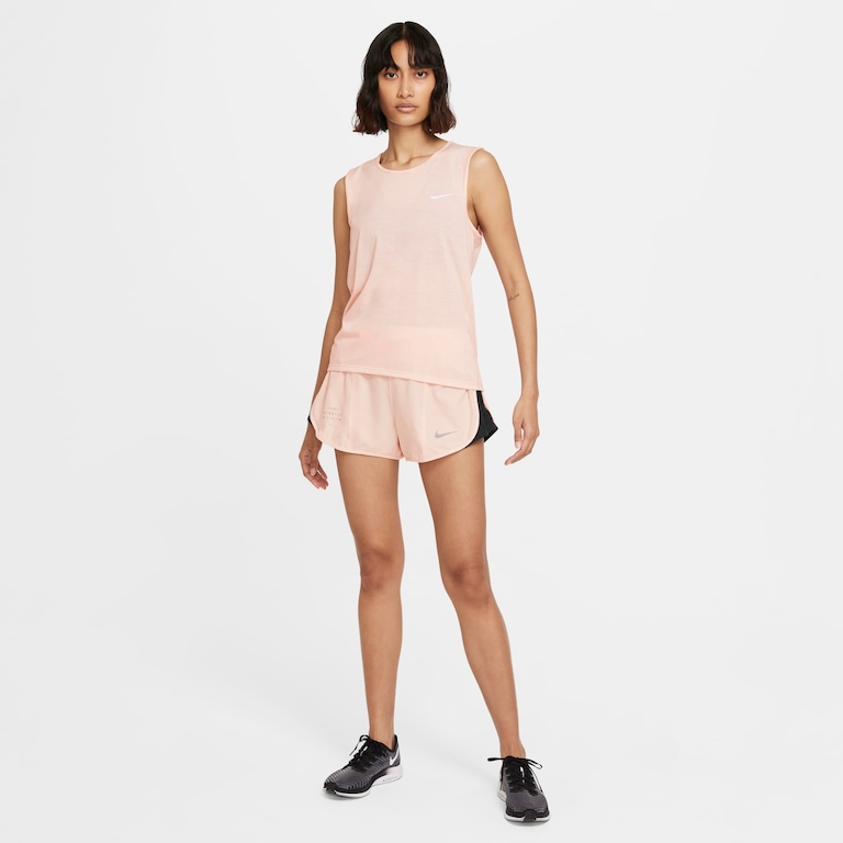 Shorts Nike Dri-FIT Run Division Tempo Luxe Feminino - Foto 9