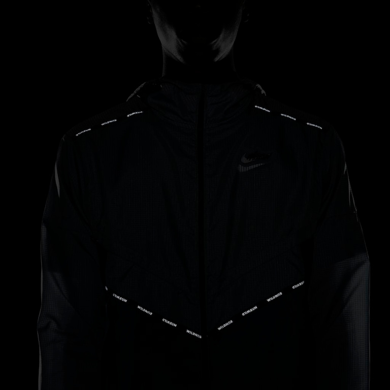 Jaqueta Nike Repel Wild Run Windrunner Masculina - Foto 9
