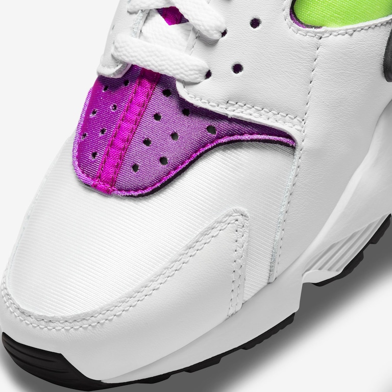 Tênis Nike Air Huarache Feminino - Foto 7