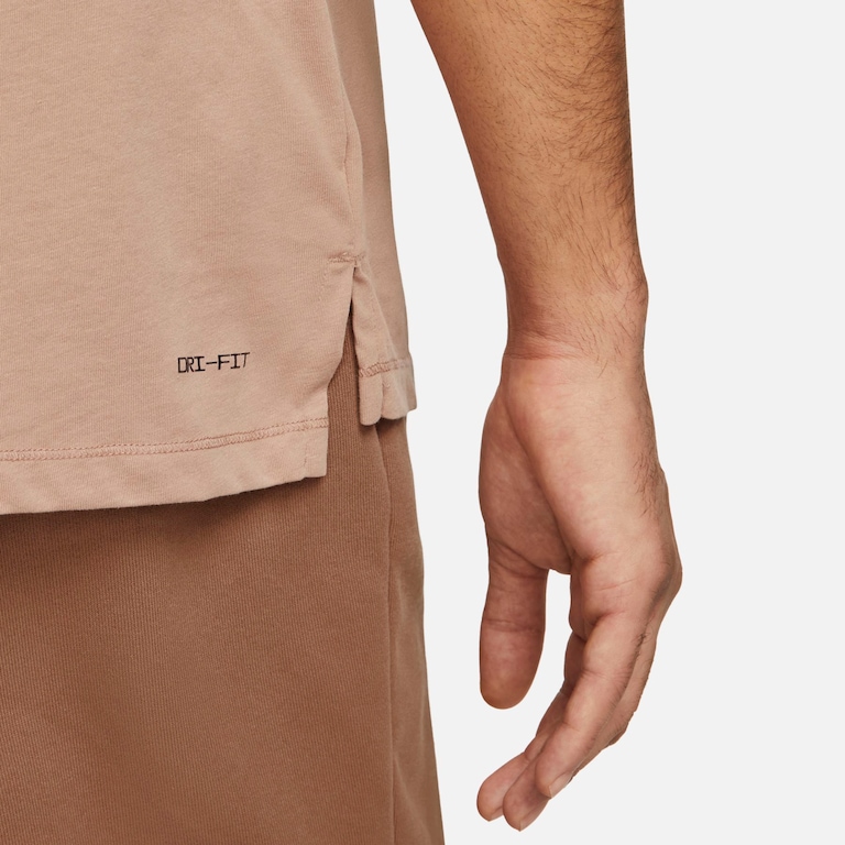 Camiseta Jordan Dri-FIT Sport Masculina - Foto 4