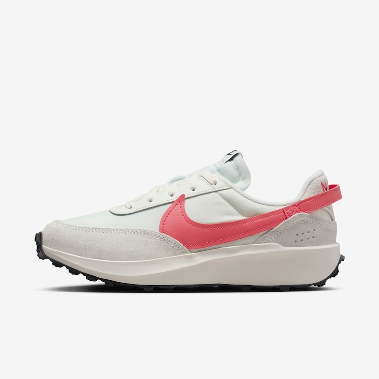 Tênis Nike Waffle Debut Feminino - Foto 1