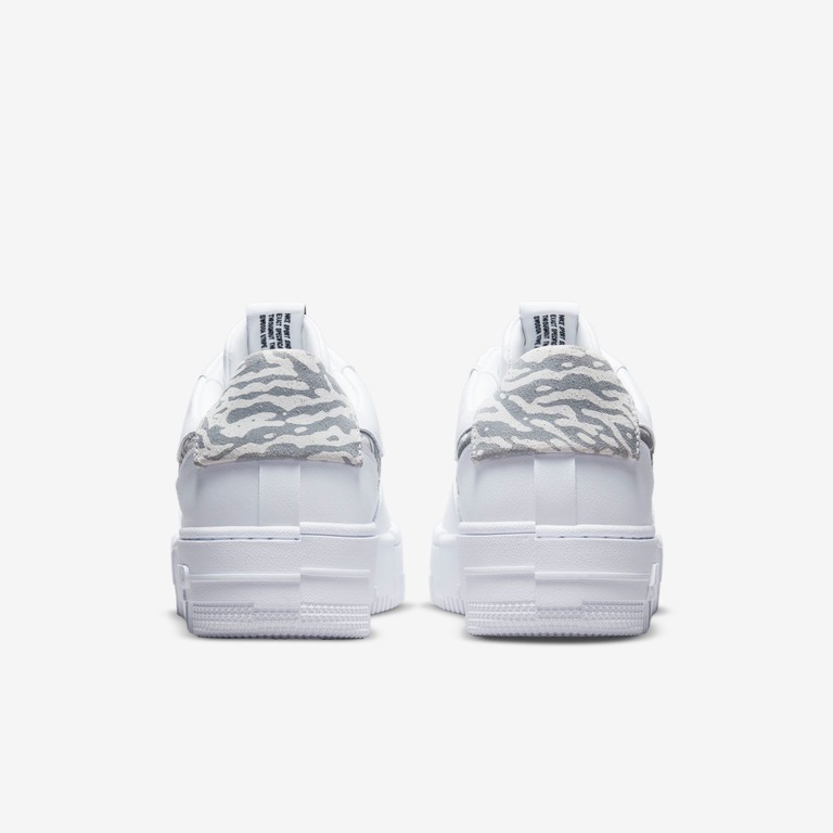 Tênis Nike Air Force 1 Pixel Feminino - Foto 6