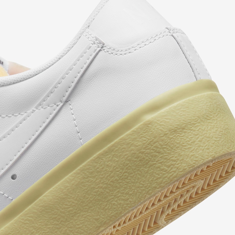 Tênis Nike Blazer Low Platform Feminino - Foto 8