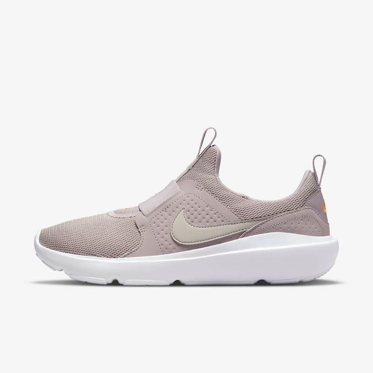 Tênis Nike AD Comfort Feminino - Foto 1