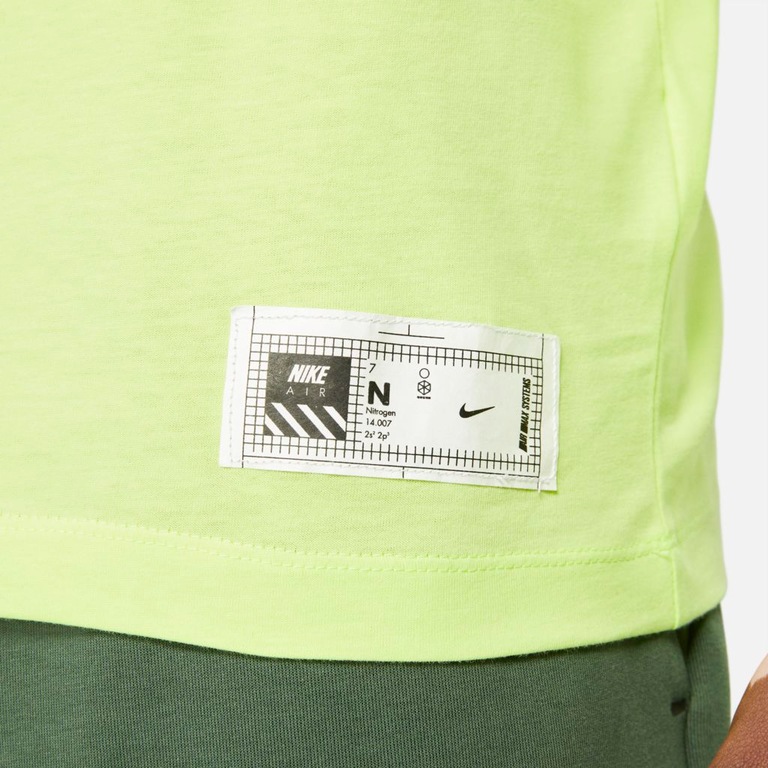 Camiseta Nike Sportswear Masculina - Foto 4