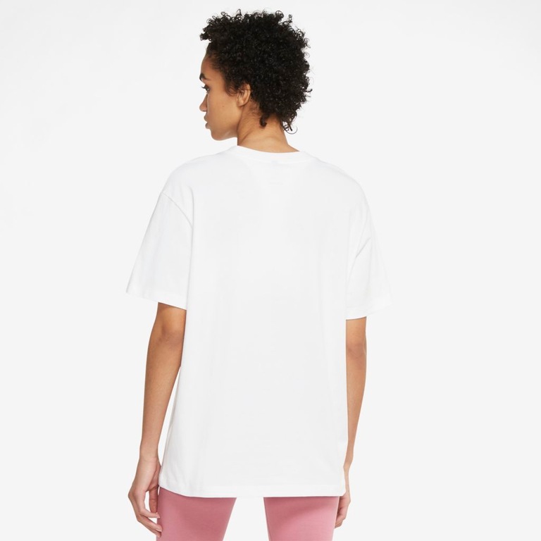 Camiseta Nike Sportswear Feminina - Foto 2