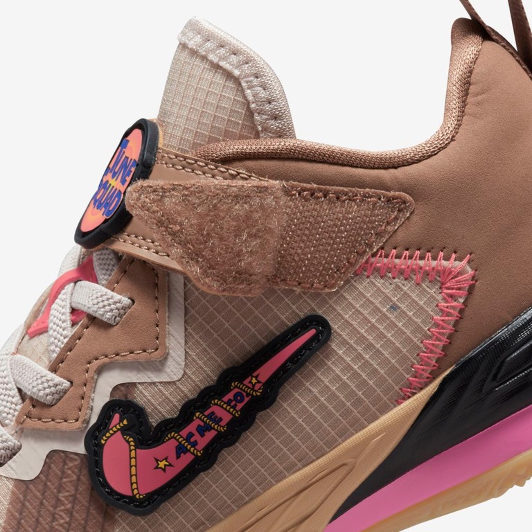 Tênis Nike Lebron 18 Low x Space Jam: A New Legacy Infantil - Foto 9