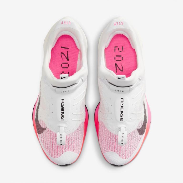 Tênis Nike Air Zoom Tempo Next% FlyEase Masculino - Foto 4