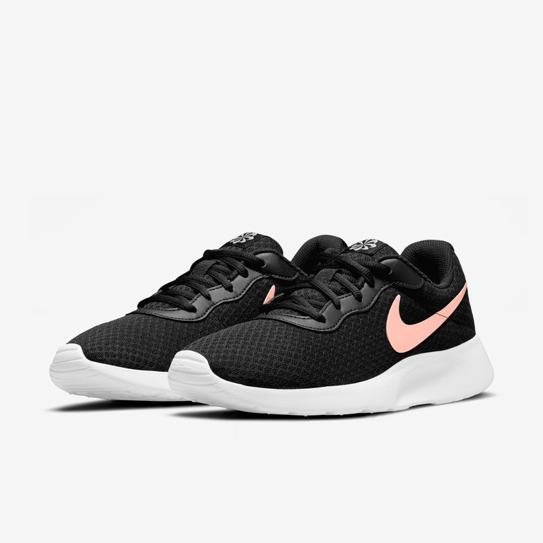 Tênis Nike Tanjun Feminino - Foto 6