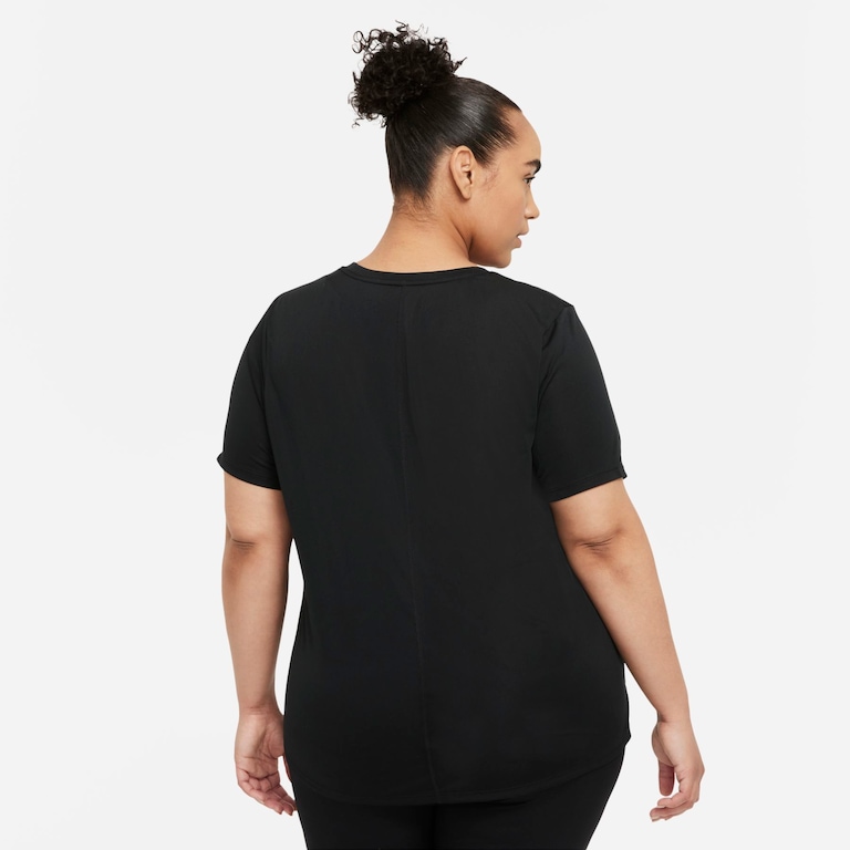 Plus Size - Camiseta Nike Dri-FIT One Feminina - Foto 2