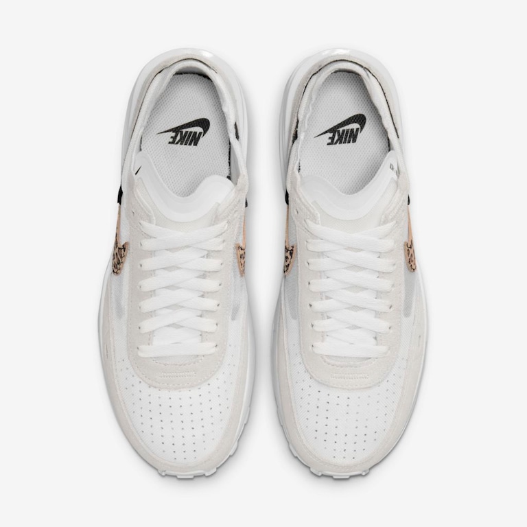 Tênis Nike Sportswear Waffle One SE Feminino - Foto 4