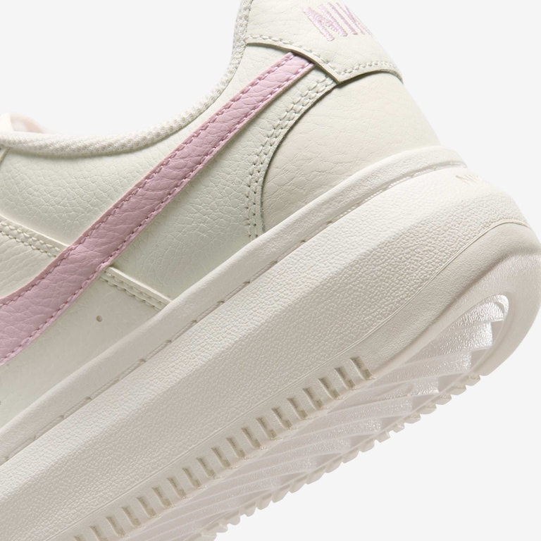 Tênis Nike Court Vision Alta Feminino - Foto 8