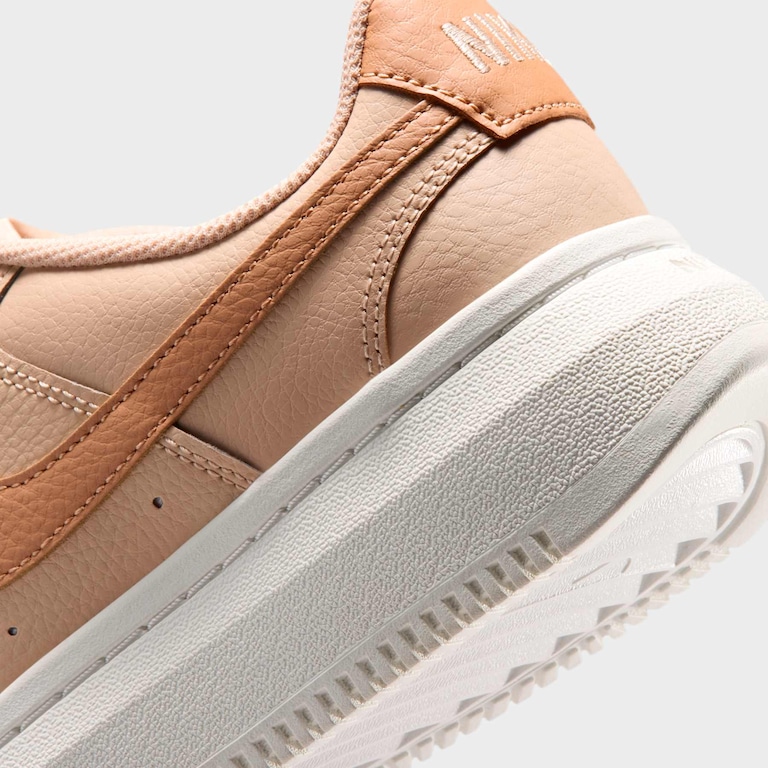 Tênis Nike Court Vision Alta Feminino - Foto 8