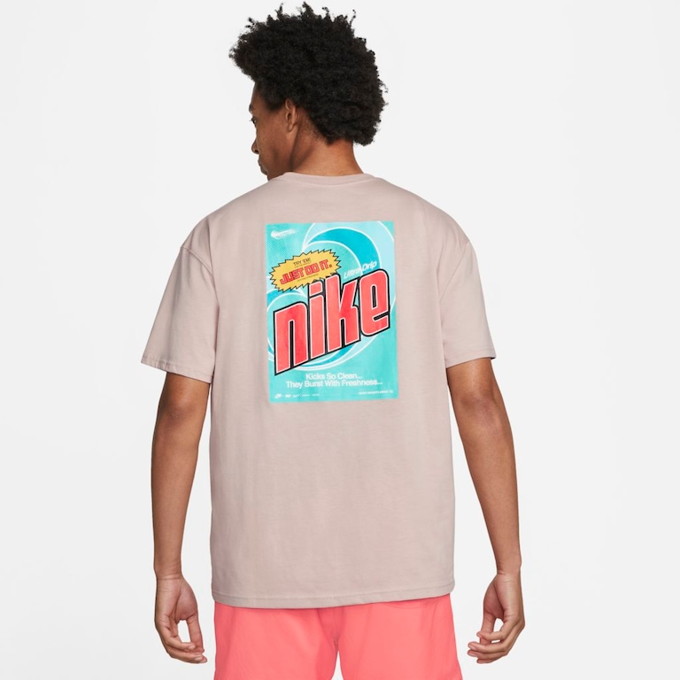 Camiseta Nike Sportswear Masculina - Foto 2