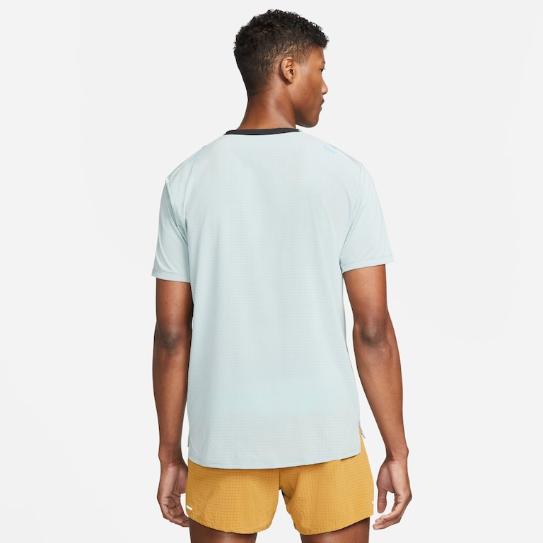 Camiseta Nike Dri-FIT Rise 365 Masculina - Foto 2