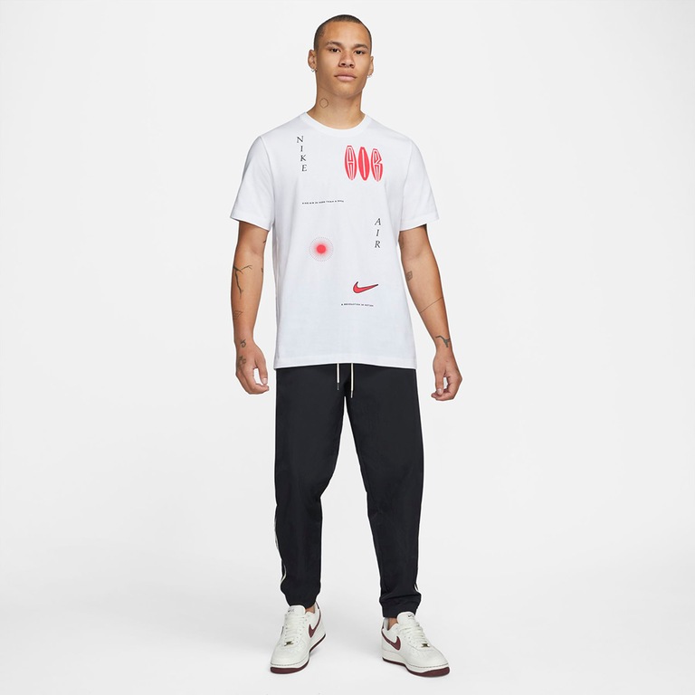 Camiseta Nike Sportswear Masculina - Foto 4