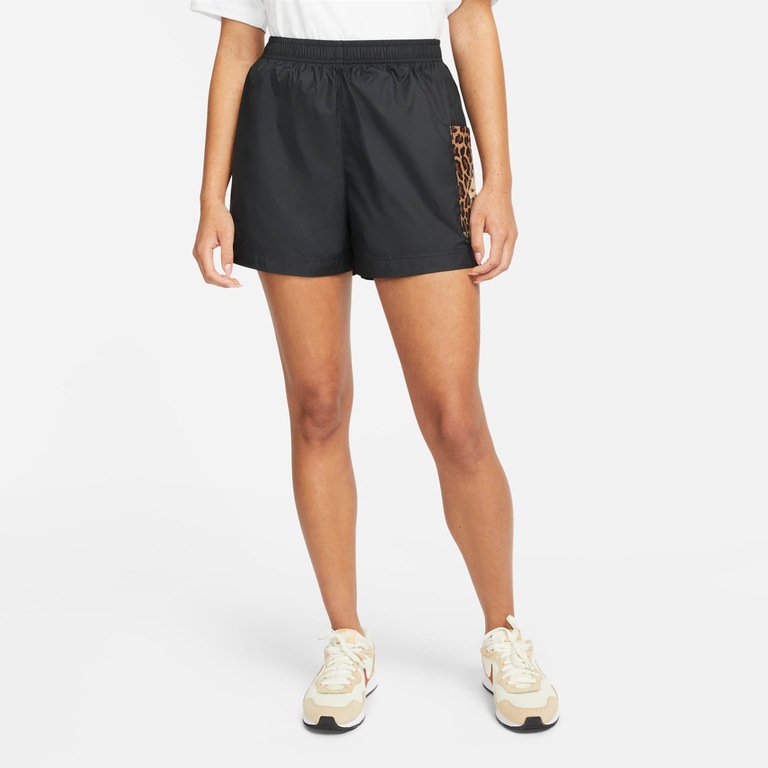 Shorts Nike Sportswear Woven Feminino - Foto 1