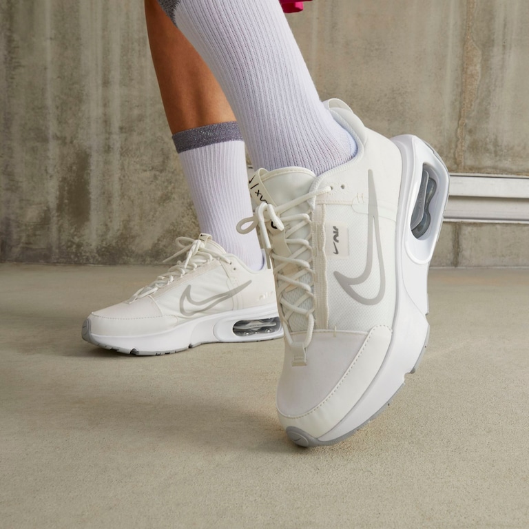 Tênis Nike Air Max INTRLK Feminino - Foto 2