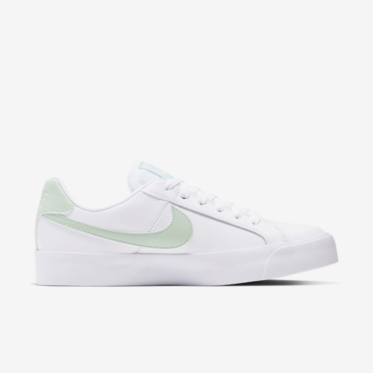 Tênis Nike Court Royale Feminino - Foto 3