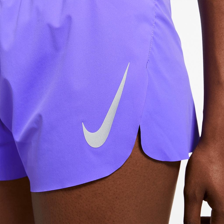 Shorts Nike AeroSwift Feminino - Foto 5