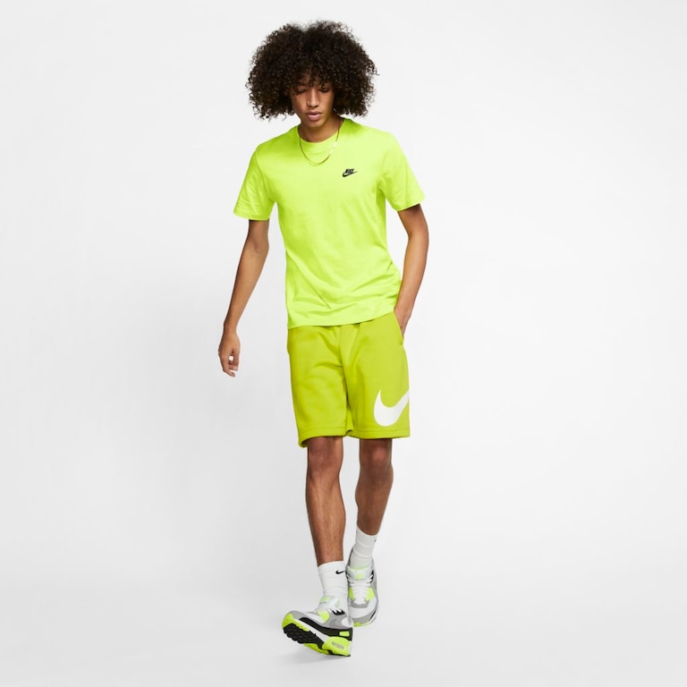 Camiseta Nike Sportswear Club Masculina - Foto 3