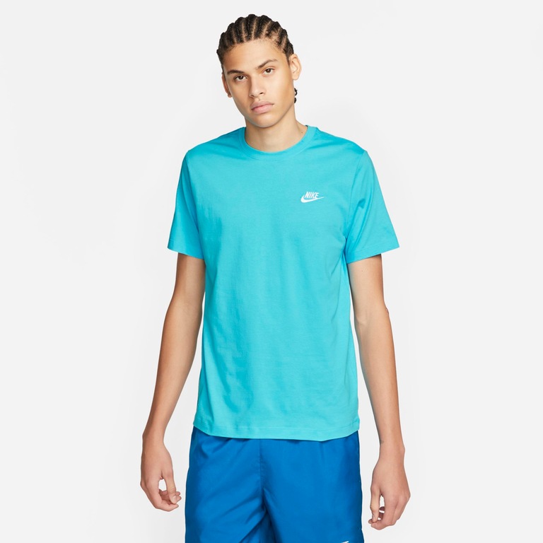 Camiseta Nike Sportswear Club Masculina - Foto 1