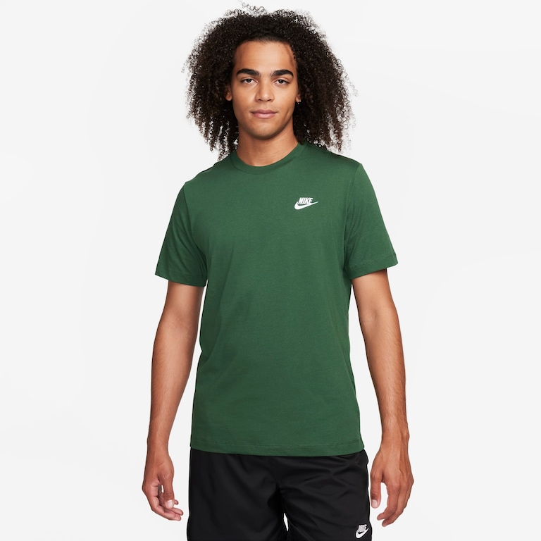 Camiseta Nike Sportswear Club Masculina - Foto 1