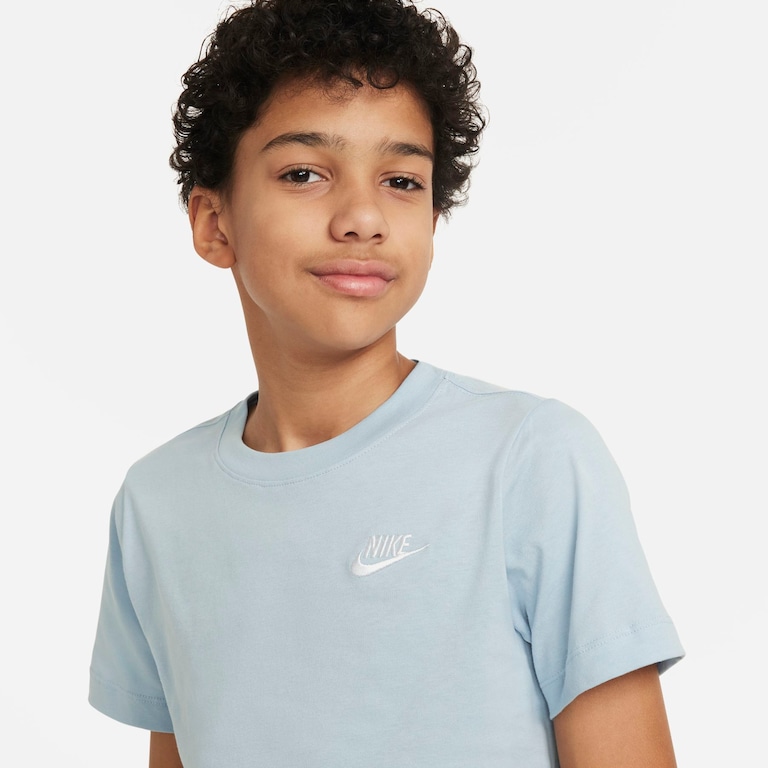 Camiseta Nike Sportswear Infantil - Foto 3